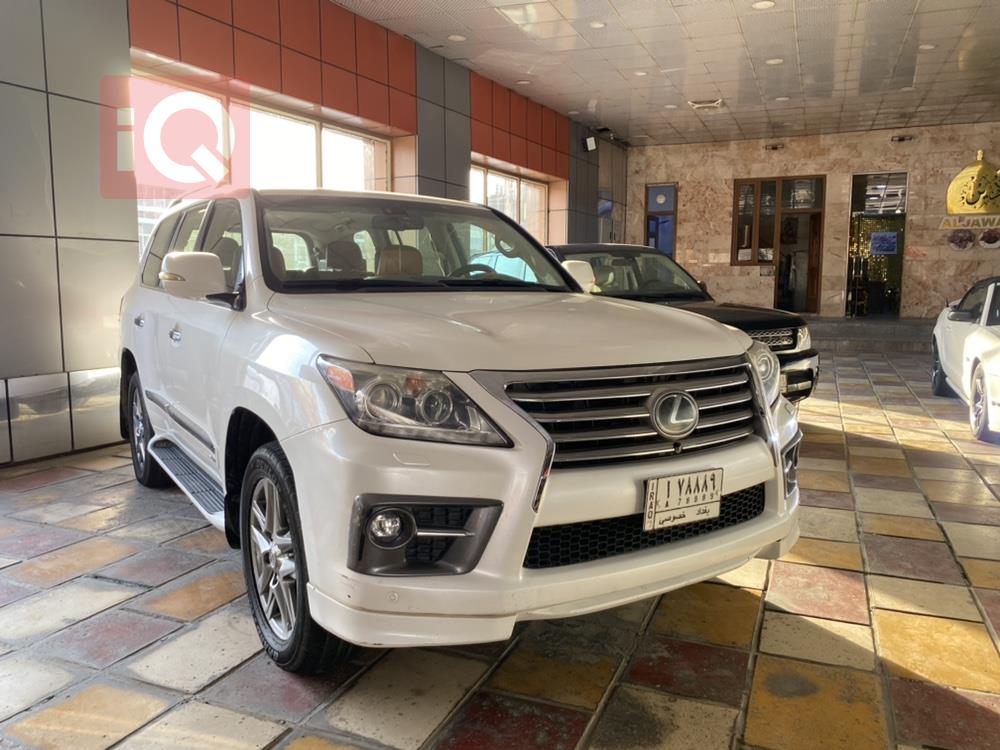 Lexus LX